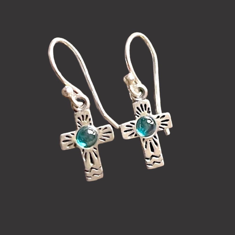 Silpada Vintage RARE Petite 
Sterling Silver Blue Stone 
Faith Cross Earrings - Picture 6 of 8